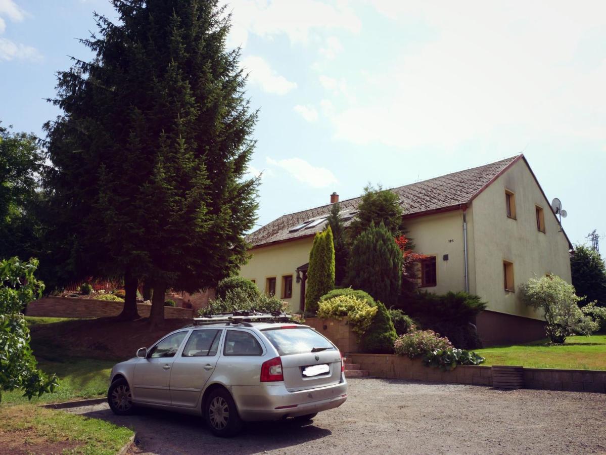 Česká Lípa Apartman Danuse מראה חיצוני תמונה